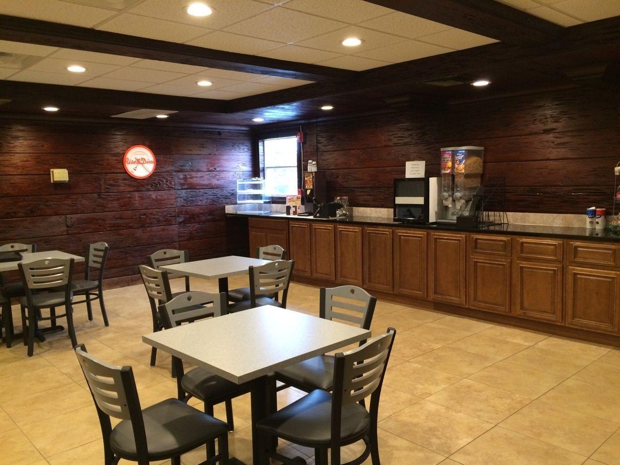Howard Johnson By Wyndham Winter Haven Fl Екстериор снимка